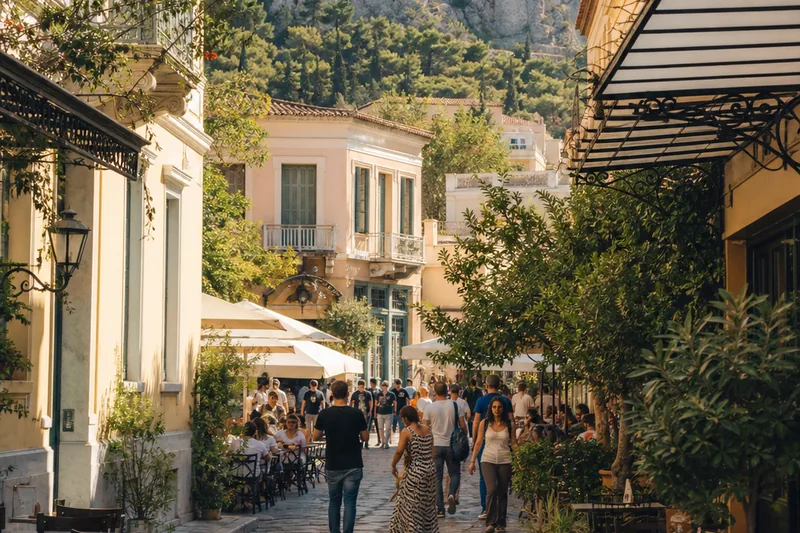 Plaka & Monastiraki neighbourhood atmosphere in Athens