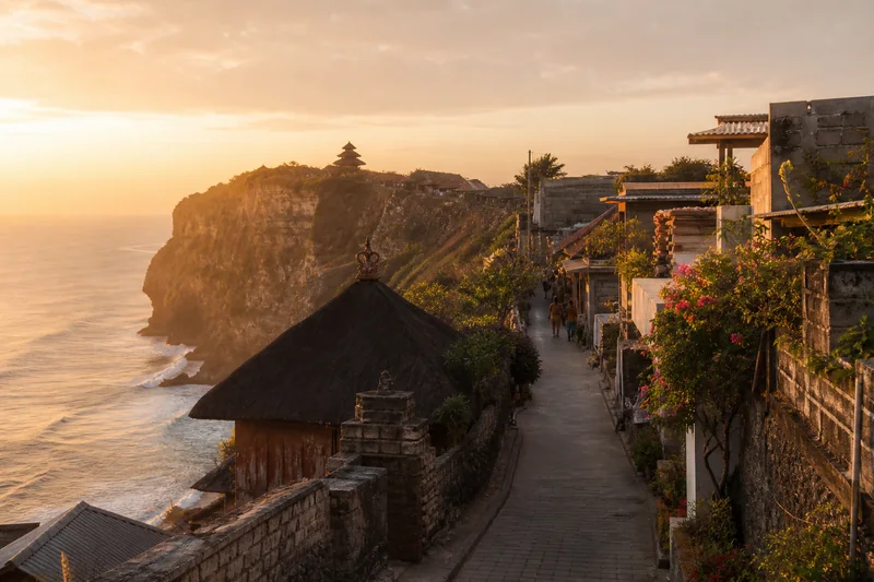 Uluwatu & the Bukit Peninsula neighbourhood atmosphere in Bali