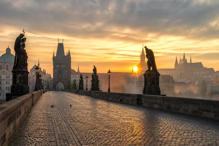 Charles Bridge and Castle Route experience in Prague