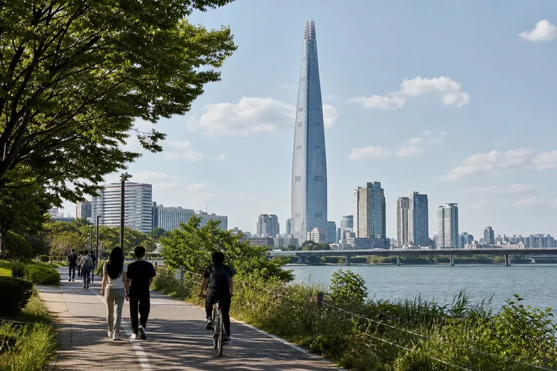 Gangnam & Jamsil neighbourhood atmosphere in Seoul