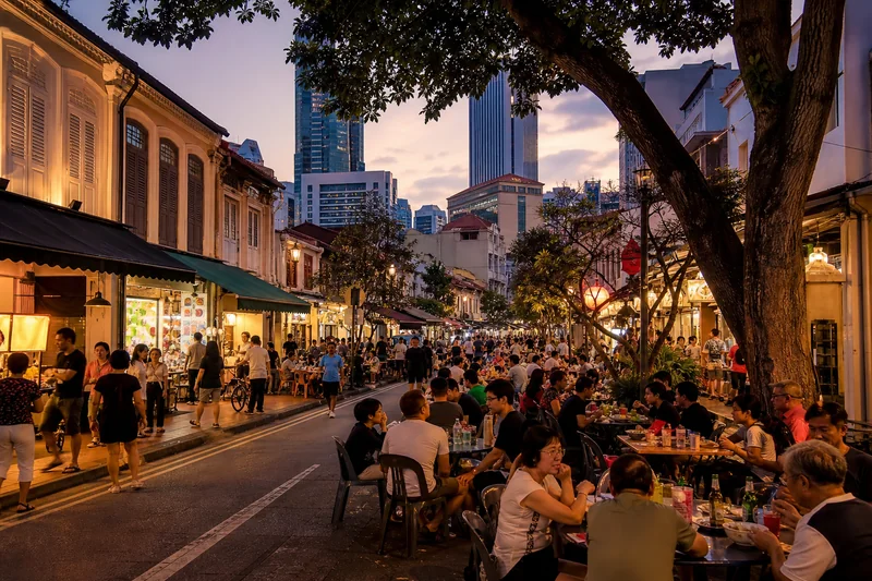 Chinatown & Tanjong Pagar neighbourhood atmosphere in Singapore