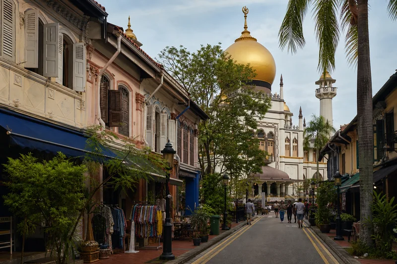 Bugis, Kampong Glam & Little India neighbourhood atmosphere in Singapore